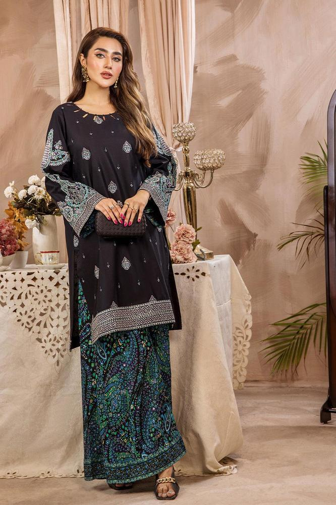 2 Pcs Embroidered Lawn Pret Suit