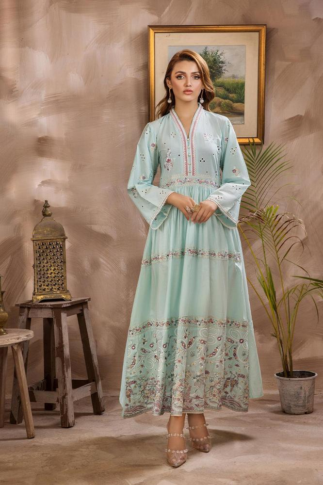 2 Pcs Embroidered Lawn Pret Suit